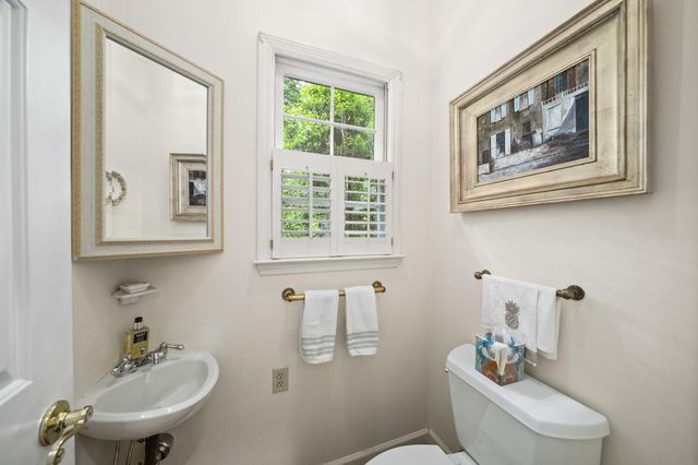 9100 Huntcliff Trace, Sandy Springs, GA 30350