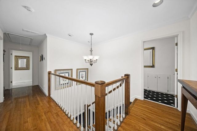 9100 Huntcliff Trace, Sandy Springs, GA 30350