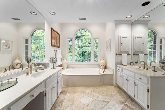 9100 Huntcliff Trace, Sandy Springs, GA 30350