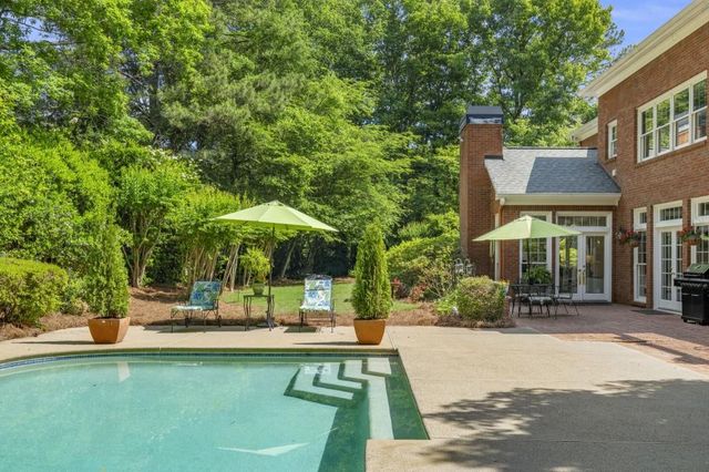 9100 Huntcliff Trace, Sandy Springs, GA 30350