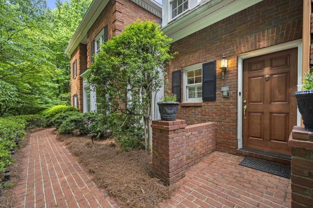 9100 Huntcliff Trace, Sandy Springs, GA 30350