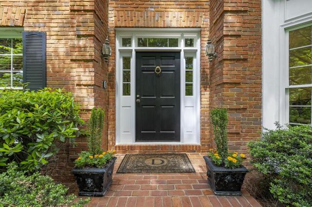 9100 Huntcliff Trace, Sandy Springs, GA 30350
