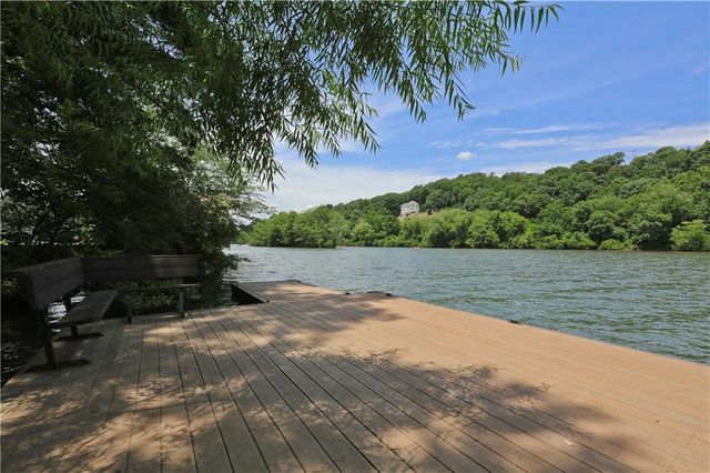 9100 Huntcliff Trace, Sandy Springs, GA 30350