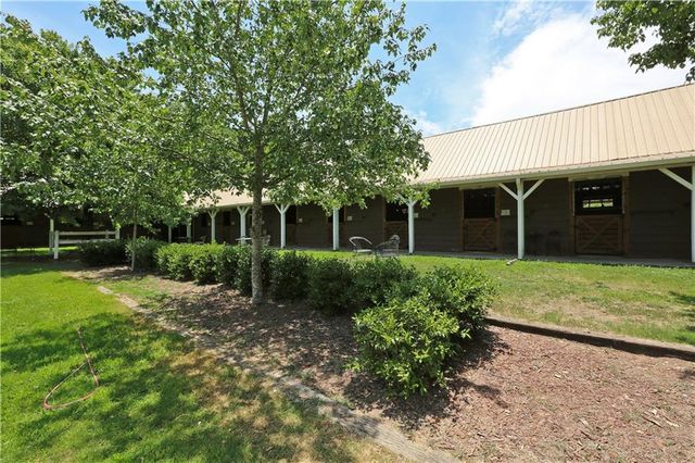 9100 Huntcliff Trace, Sandy Springs, GA 30350