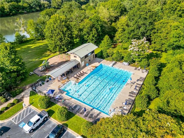9100 Huntcliff Trace, Sandy Springs, GA 30350