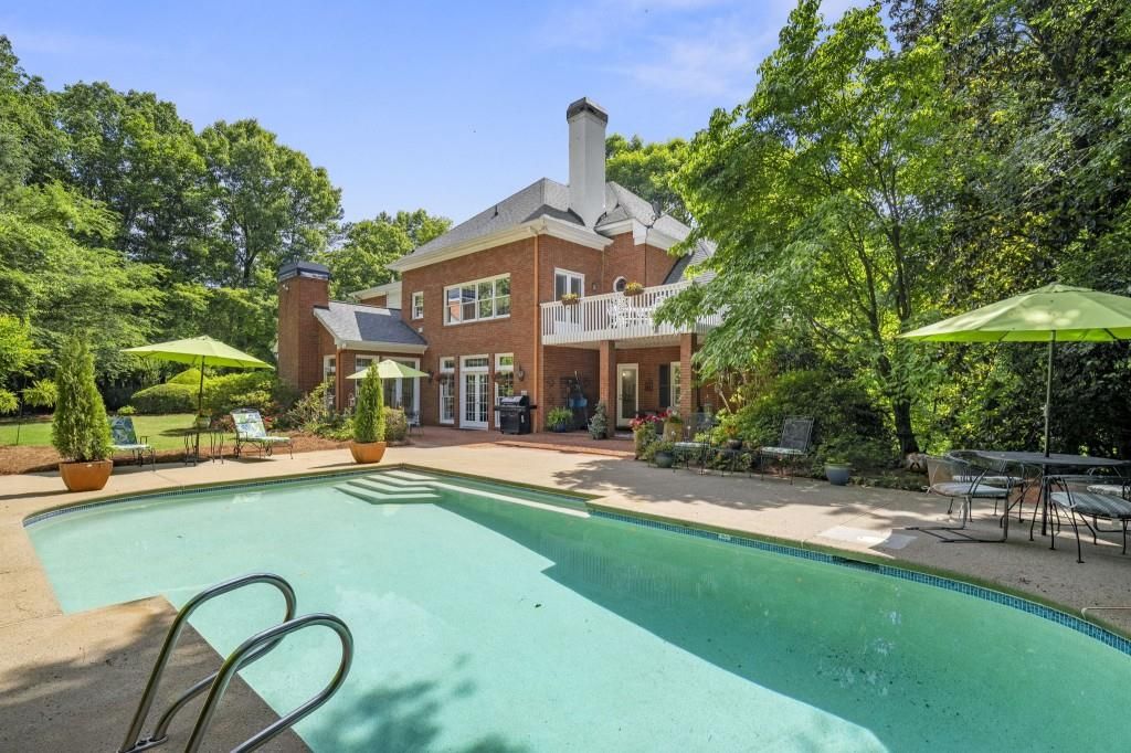 9100 Huntcliff Trace, Sandy Springs, GA 30350