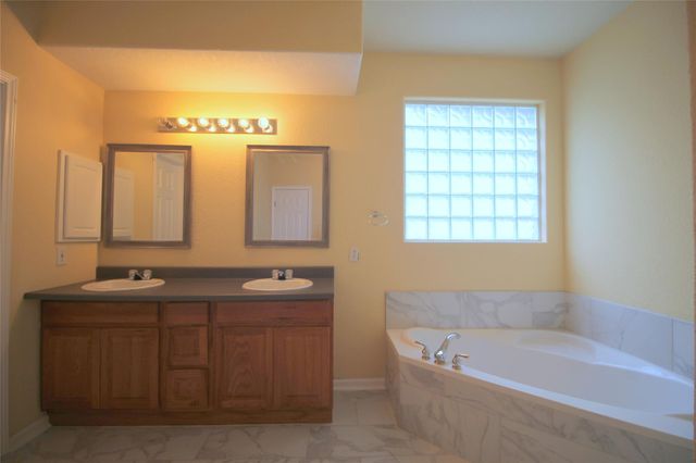 19927 Black Canyon Drive, Katy, TX 77450