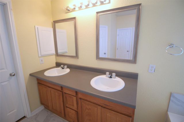 19927 Black Canyon Drive, Katy, TX 77450