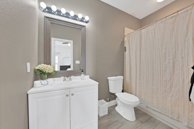 3015 Columbus Avenue, Fort Worth, TX 76106