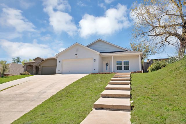 3015 Columbus Avenue, Fort Worth, TX 76106