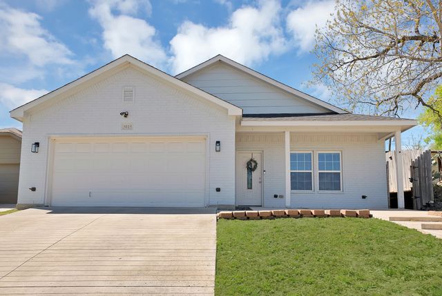 3015 Columbus Avenue, Fort Worth, TX 76106