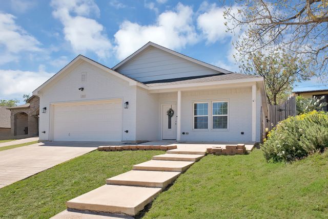 3015 Columbus Avenue, Fort Worth, TX 76106