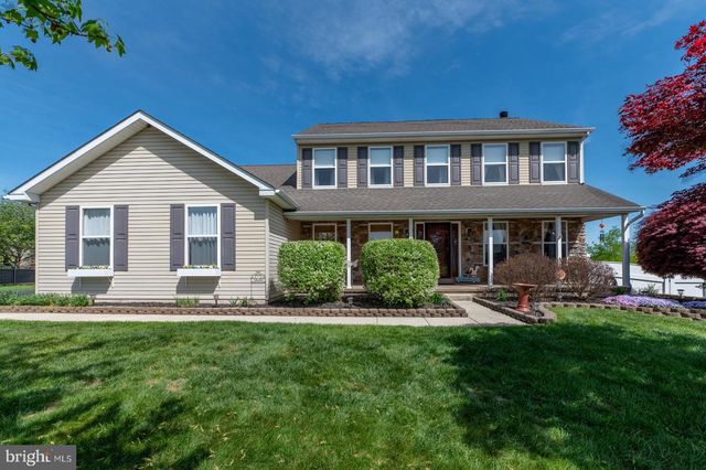 1035 OAK HILL VIEW DR, Gilbertsville, PA 19525