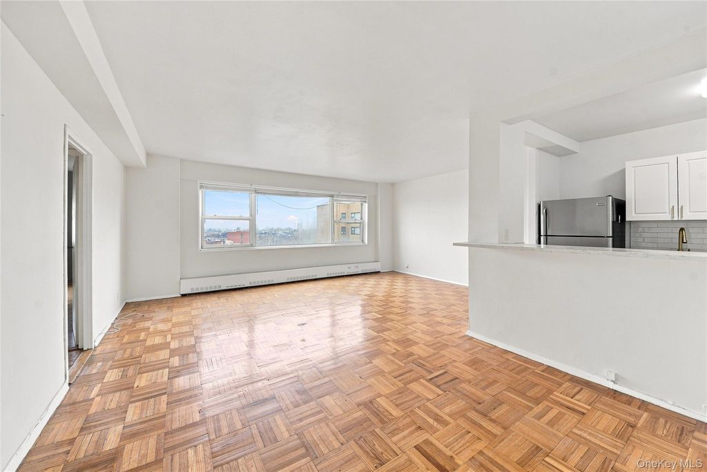 8 Fordham Hill Oval 16D, Bronx, NY 10468 — exterior