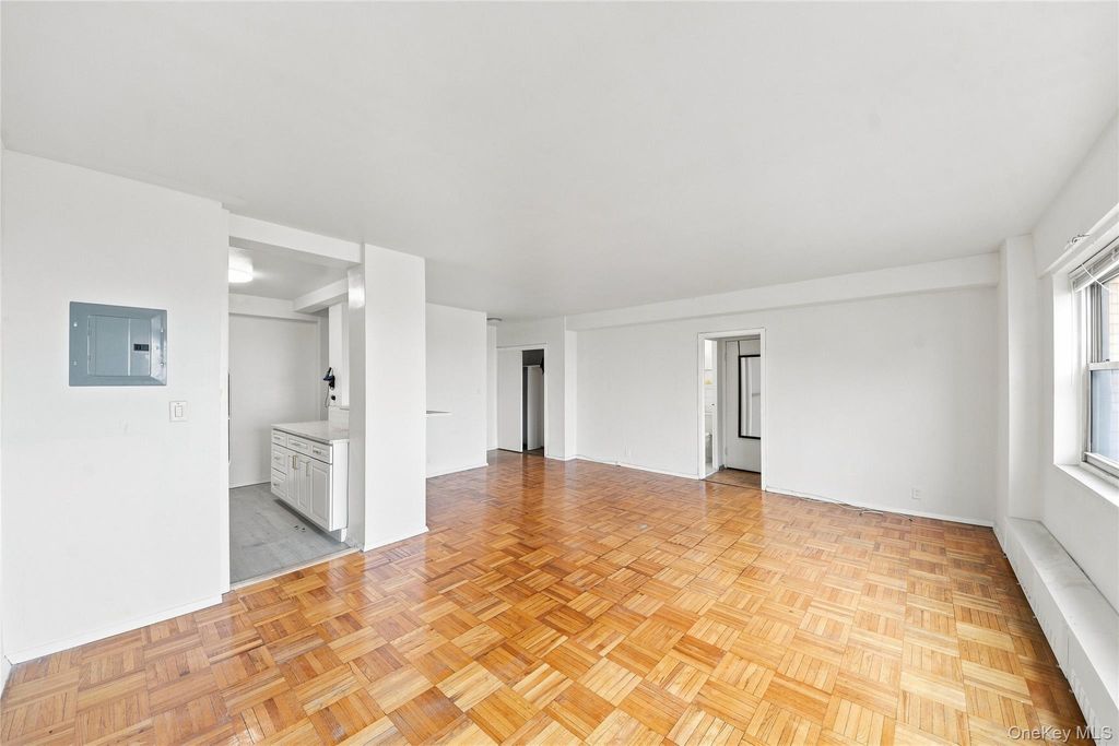 8 Fordham Hill Oval 16D, Bronx, NY 10468 — photo 4
