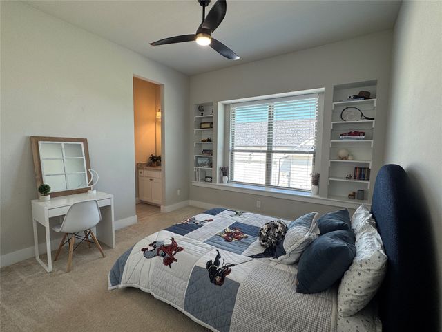 197 Blackthorn Drive, Van Alstyne, TX 75495