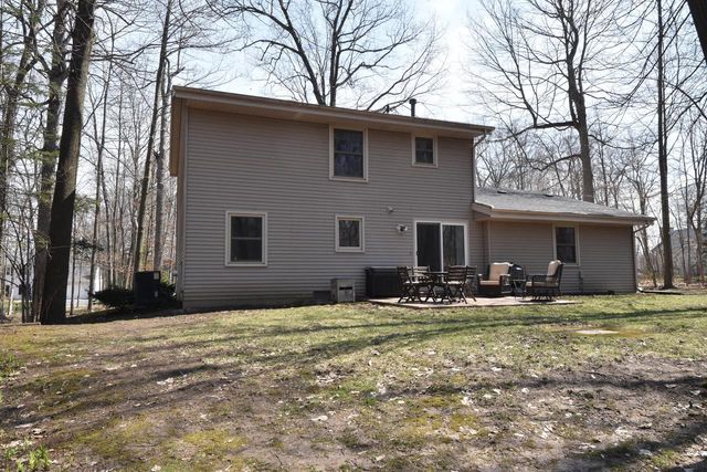 W197N16455 Hawthorne CIRCLE, Jackson, WI 53037