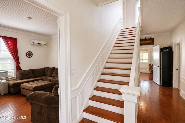 112 N College Street, Atkinson, NC 28421