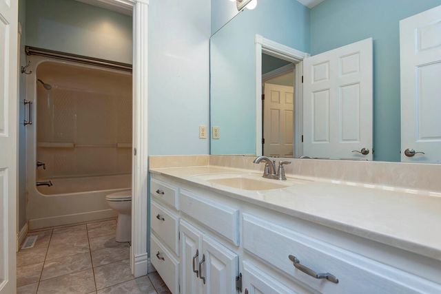 3135 E Topping Circle, Springfield, MO 65804