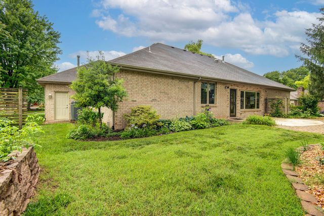 3135 E Topping Circle, Springfield, MO 65804