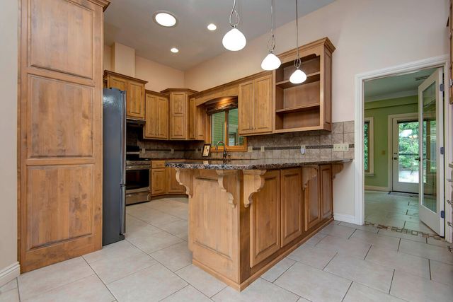 3135 E Topping Circle, Springfield, MO 65804