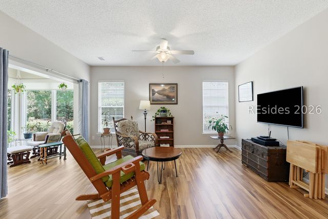 16 Sweetwater Ct, Bluffton, SC 29909
