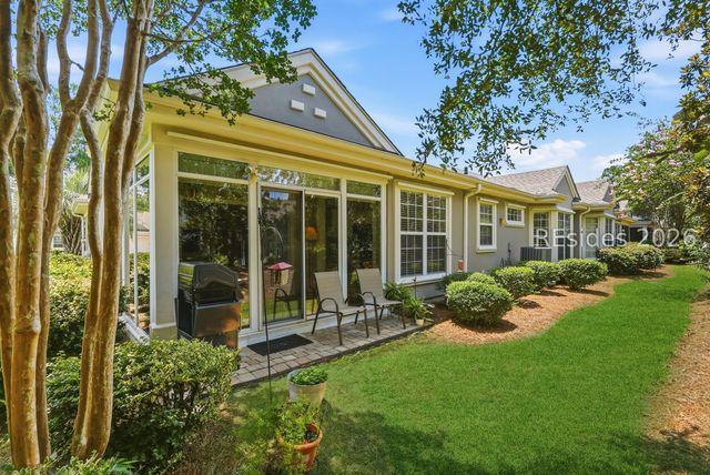16 Sweetwater Ct, Bluffton, SC 29909