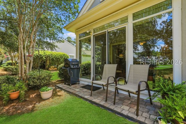 16 Sweetwater Ct, Bluffton, SC 29909