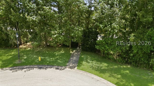 16 Sweetwater Ct, Bluffton, SC 29909