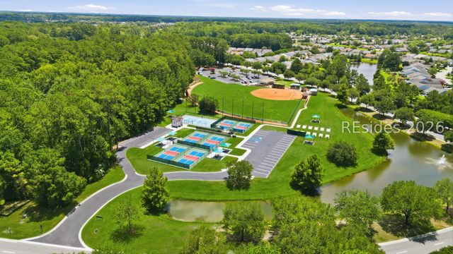 16 Sweetwater Ct, Bluffton, SC 29909