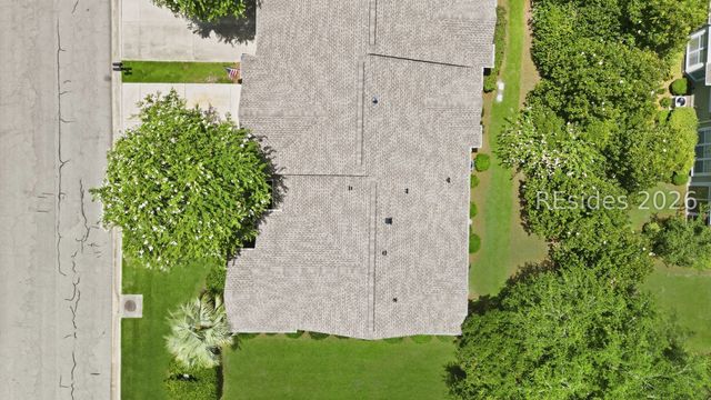 16 Sweetwater Ct, Bluffton, SC 29909