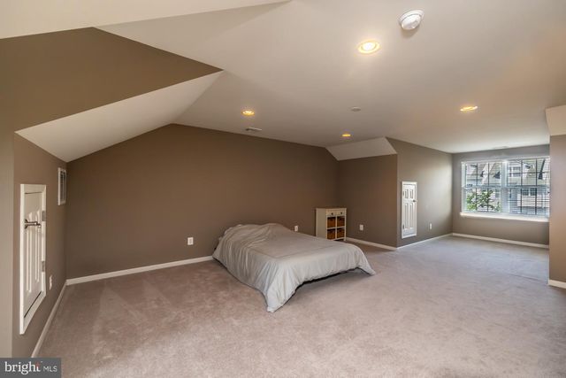 410 E ELM ST, Conshohocken, PA 19428