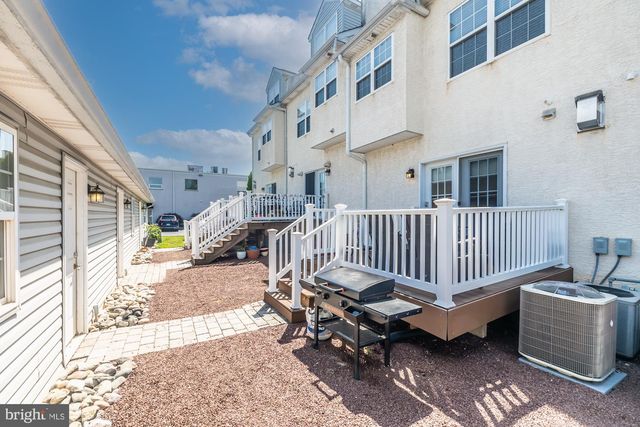 410 E ELM ST, Conshohocken, PA 19428