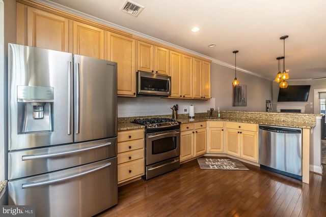410 E ELM ST, Conshohocken, PA 19428