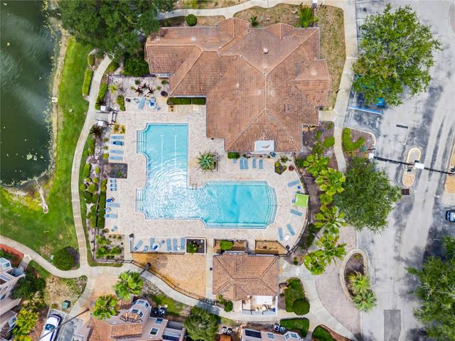 18111 VILLA CREEK DRIVE 18111, Tampa, FL 33647