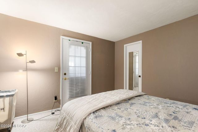 7351 E Sabino Vista Drive, Tucson, AZ 85750