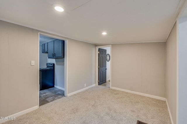 3304 Thornton Drive, Kingsport, TN 37664