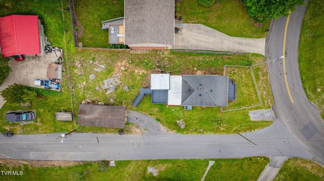 3304 Thornton Drive, Kingsport, TN 37664