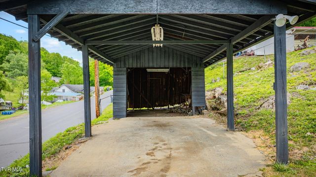 3304 Thornton Drive, Kingsport, TN 37664