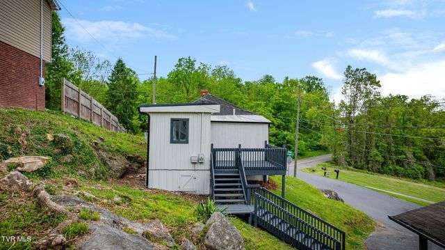 3304 Thornton Drive, Kingsport, TN 37664