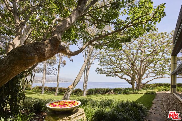 6962 Wildlife Road, Malibu, CA 90265