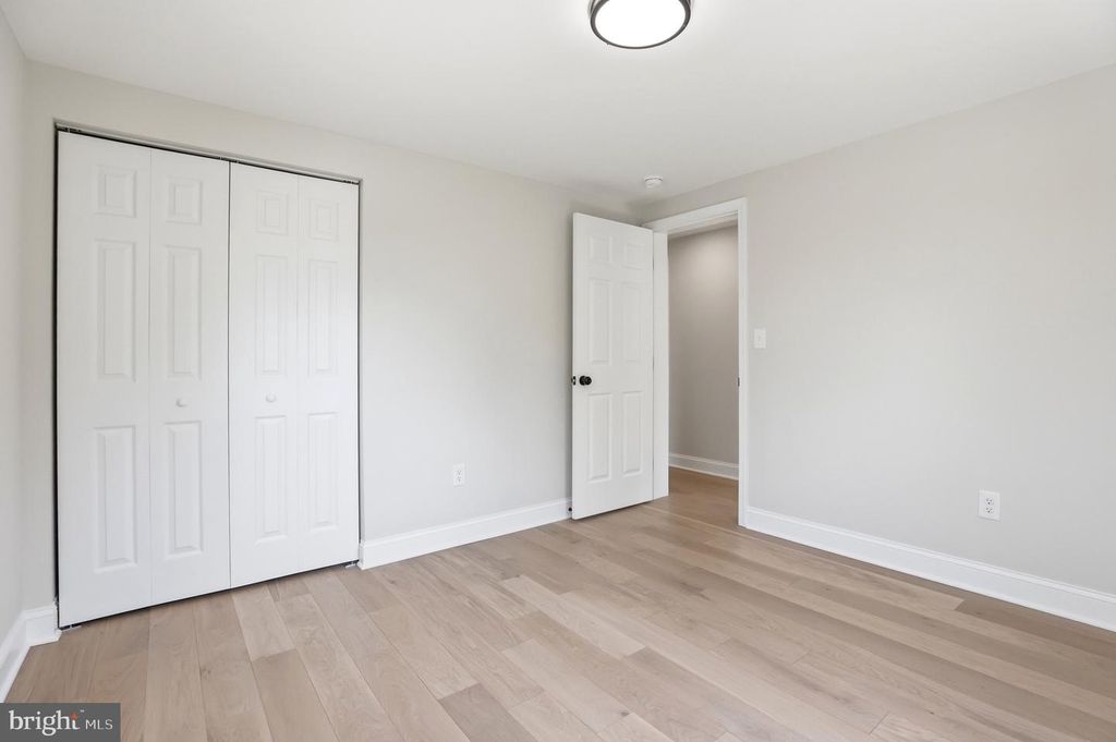 Image 17 of property listing at 302 E THOMAS ST, Union Bridge, MD 21791