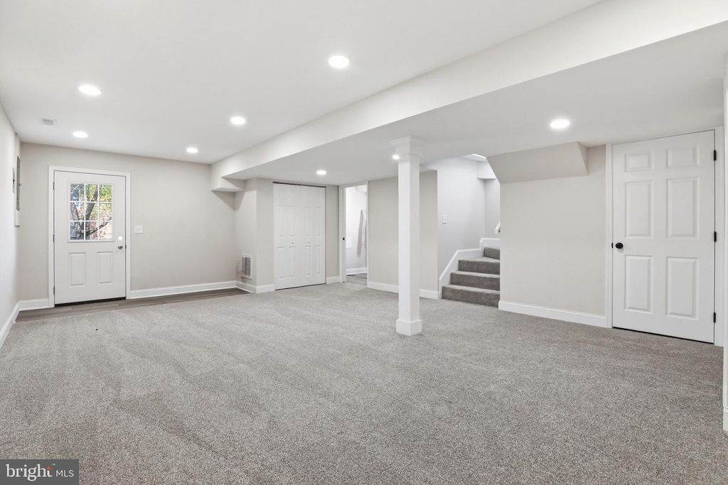 Image 24 of property listing at 302 E THOMAS ST, Union Bridge, MD 21791