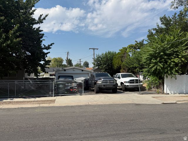 4606 W 3855 S, West Valley City, UT 84120