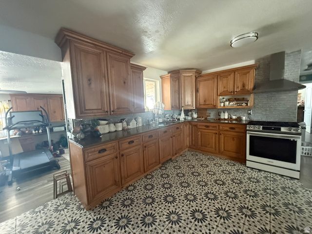 4606 W 3855 S, West Valley City, UT 84120