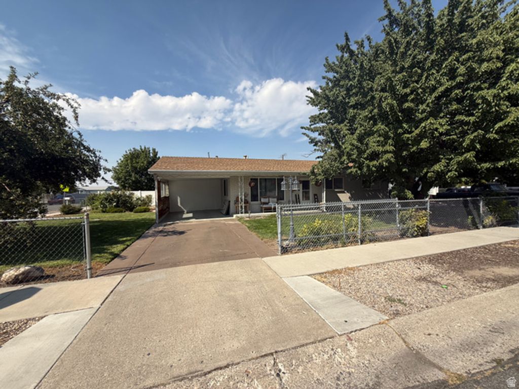 4606 W 3855 S, West Valley City, UT 84120