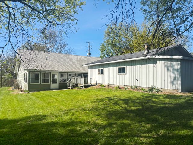 126 E Maple Street, Muir Vllg, MI 48860