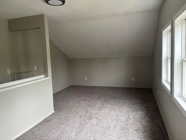126 E Maple Street, Muir Vllg, MI 48860