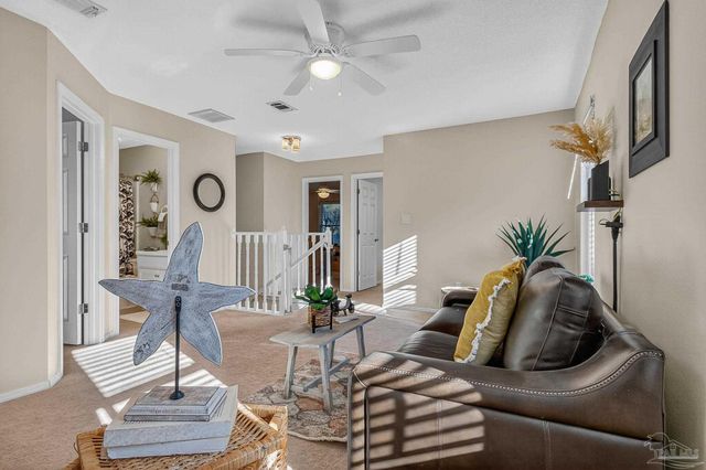 26 Bartlett Cir, Pensacola, FL 32505