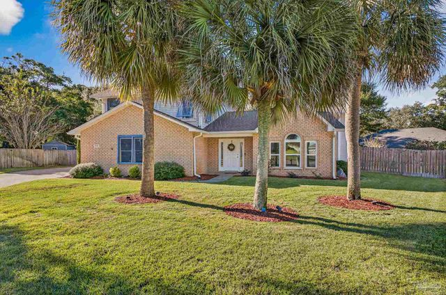 26 Bartlett Cir, Pensacola, FL 32505